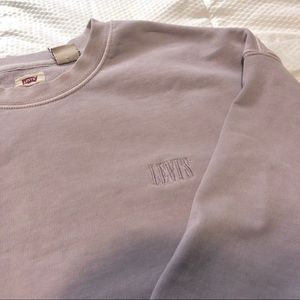 Lavender Levi’s crew neck